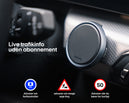 Goovo trafikalarm i bilen nærbillede, der viser dansk live trafikinfo på skærmen med tre alarmikoner nedenunder.